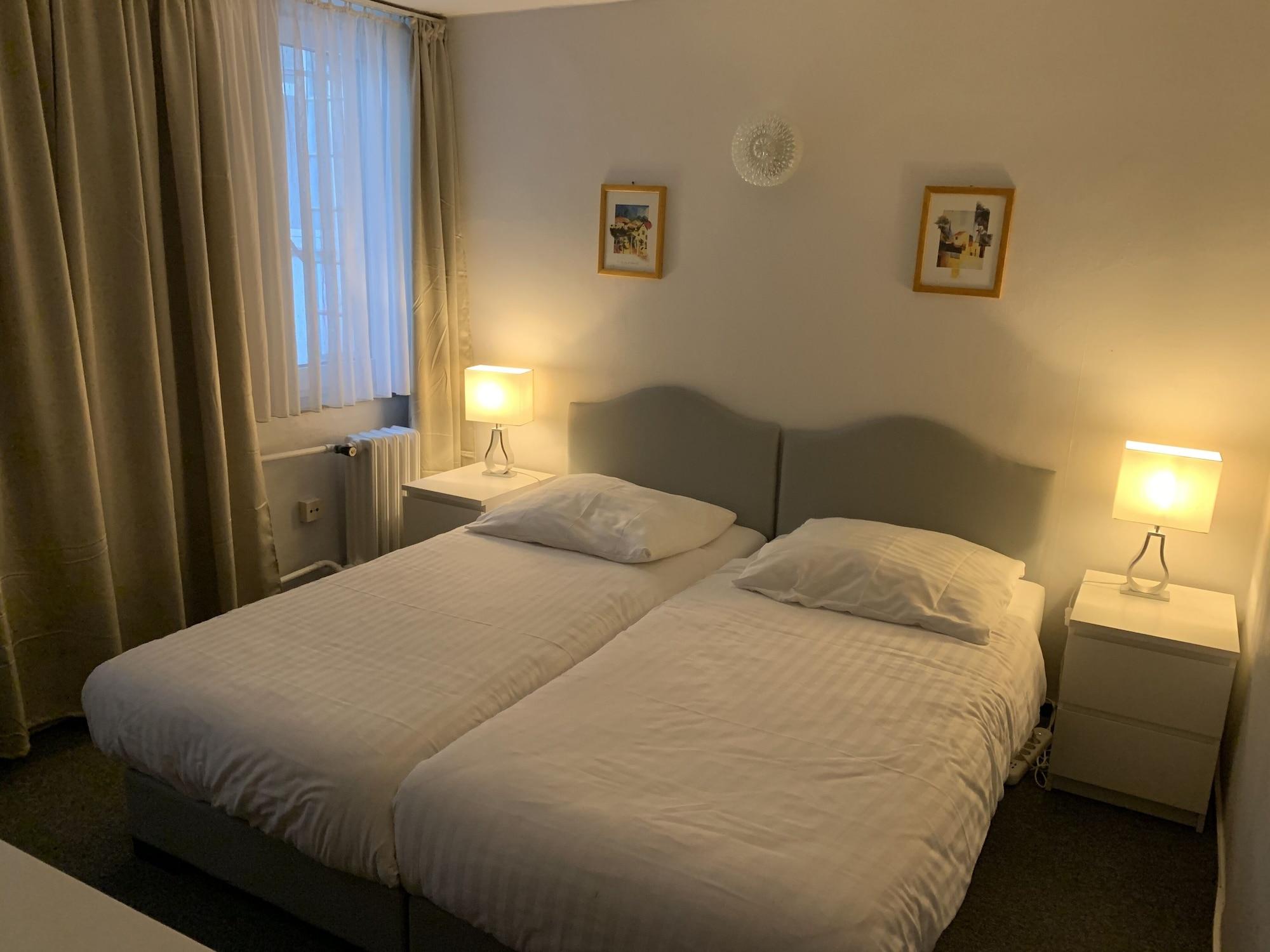 Hotel Berg Köln Ngoại thất bức ảnh