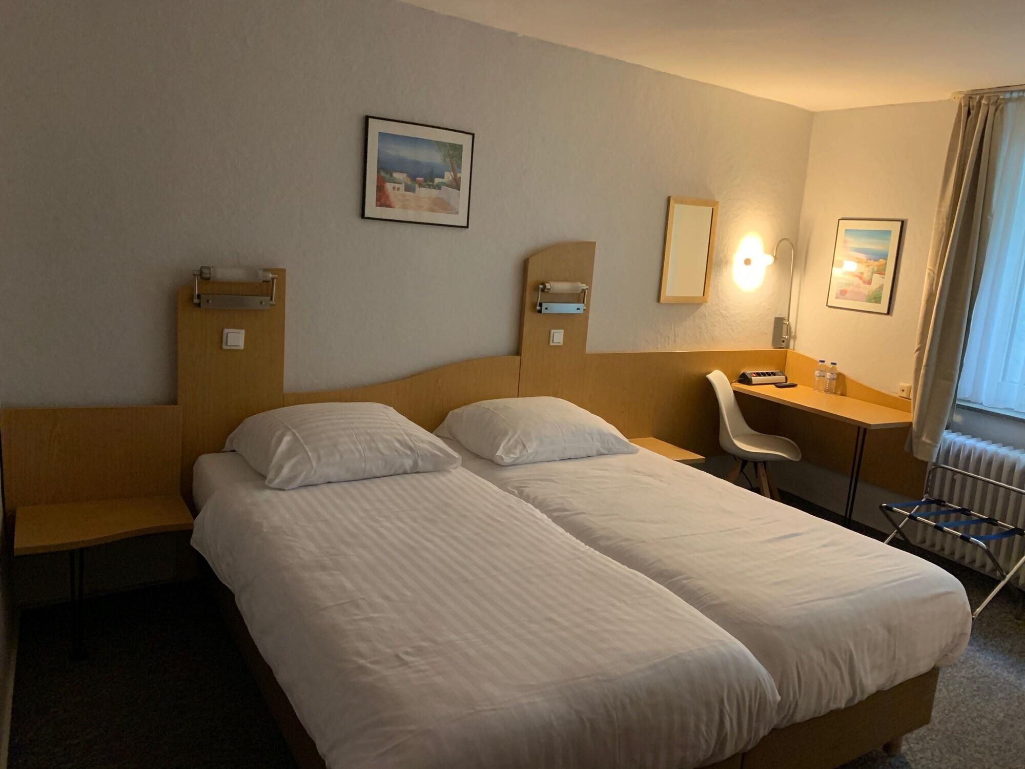 Hotel Berg Köln Ngoại thất bức ảnh