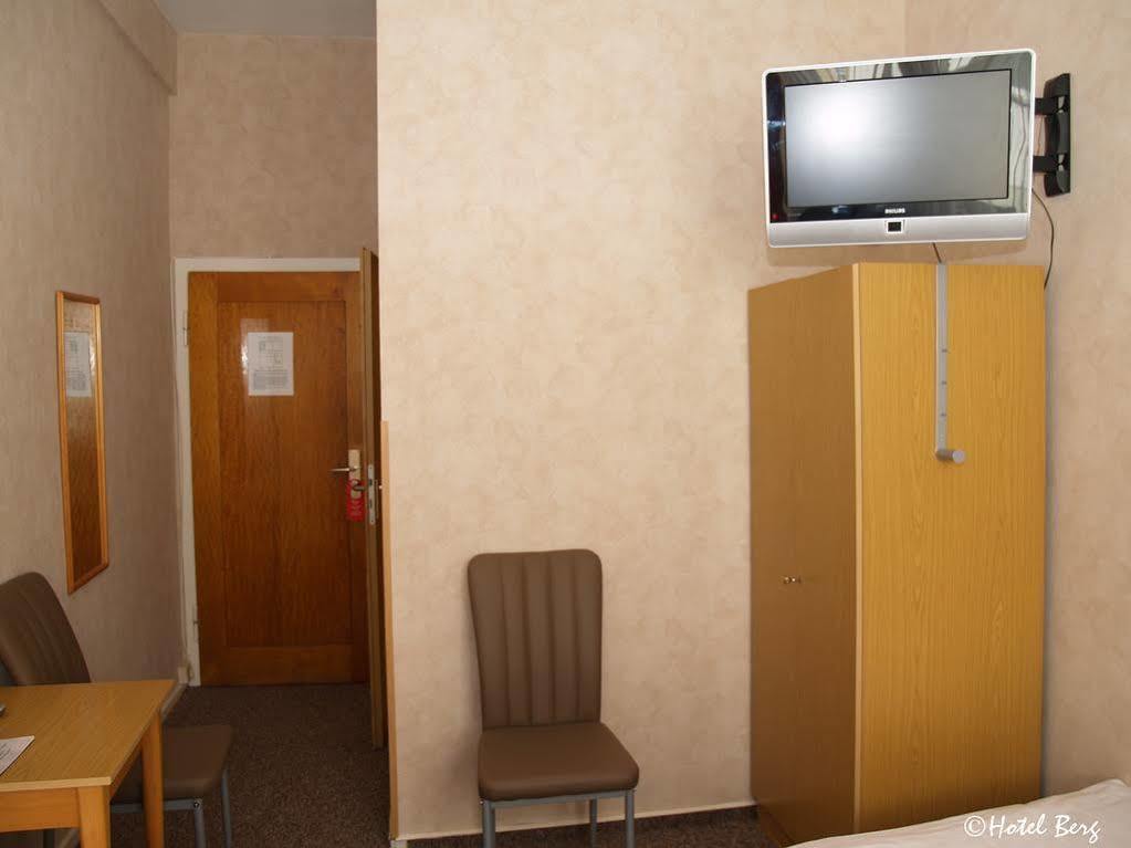 Hotel Berg Köln Ngoại thất bức ảnh
