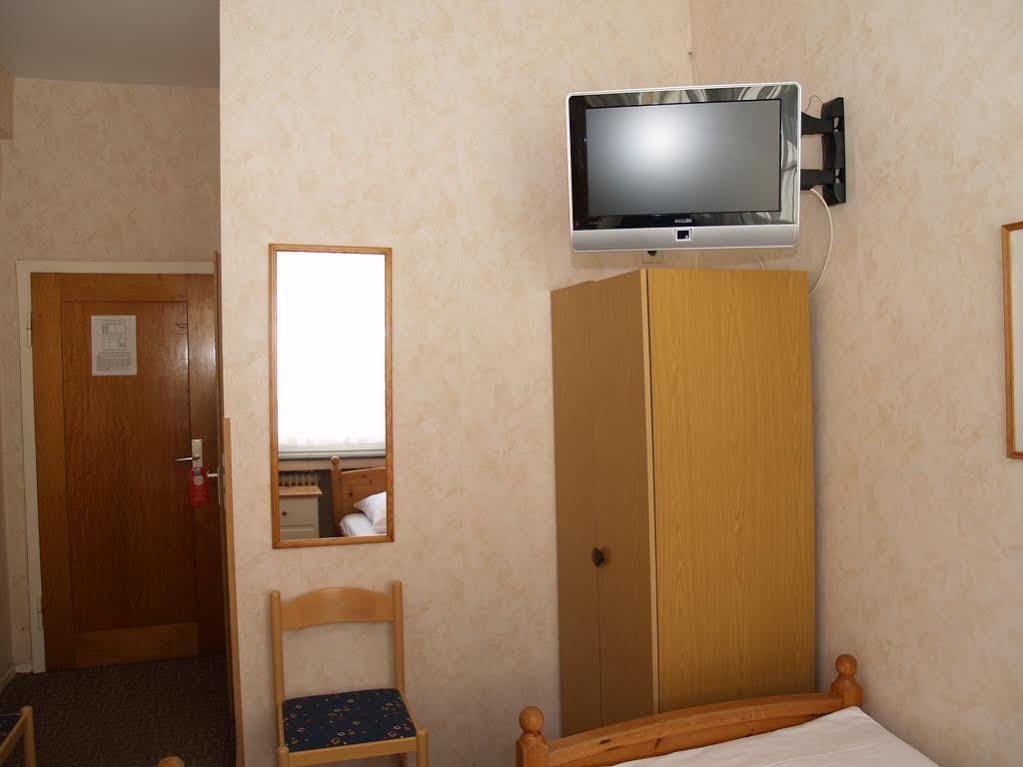Hotel Berg Köln Ngoại thất bức ảnh